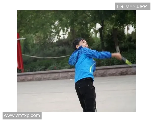 足球明星叶天佑的个人简介与精彩瞬间回顾 足球明星叶天佑的个人简介与精彩瞬间回顾