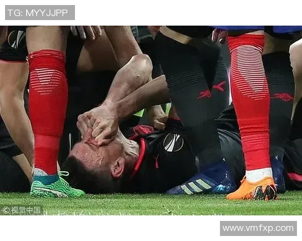 足球明星的辉煌与失误交织的故事揭秘大失误背后的心路历程与反思