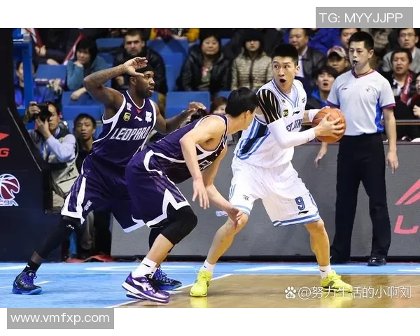 南京篮球队在邀请赛中以96分稳居积分榜首位引发关注